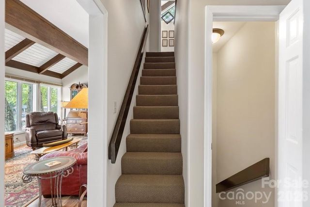 82 Innsbrook Drive, Lake Toxaway, NC 28747