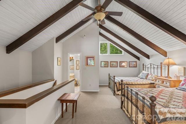 82 Innsbrook Drive, Lake Toxaway, NC 28747