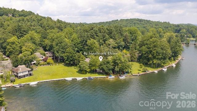 82 Innsbrook Drive, Lake Toxaway, NC 28747