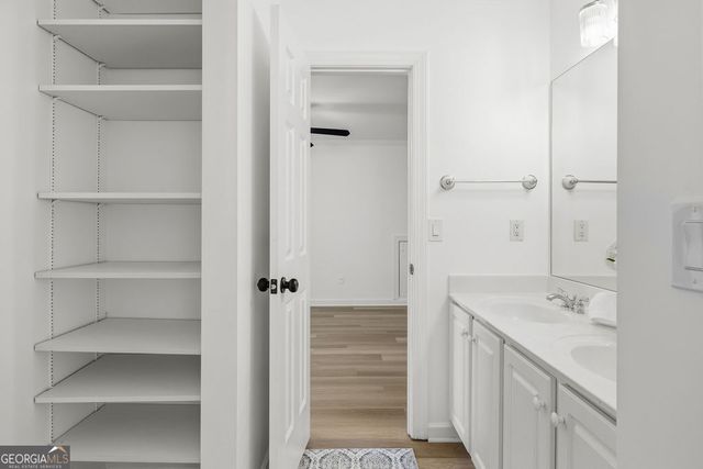 1318 Village Terrace Court, Atlanta, GA 30338