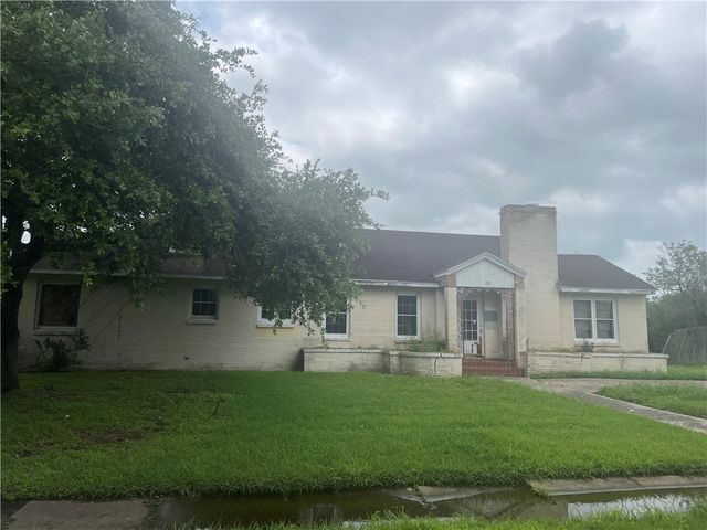 626 Fetick Ave, Taft, TX 78390
