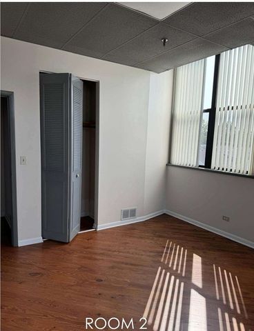 3000 Madison Street, Bellwood, IL 60104