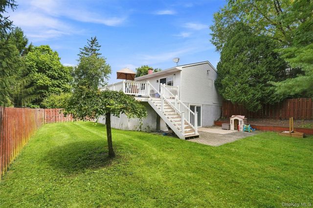 4 Aspen Court, Wappingers Falls, NY 12590