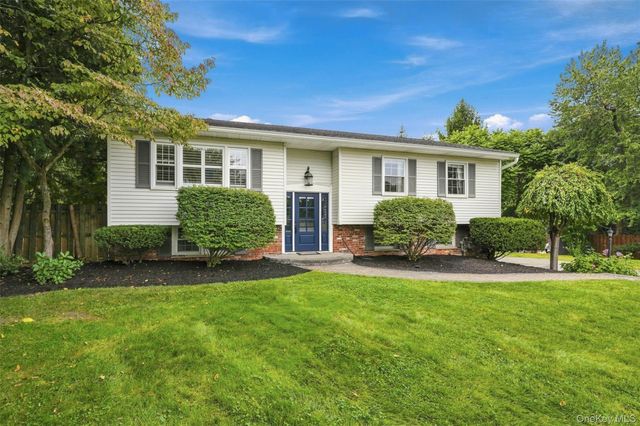 4 Aspen Court, Wappingers Falls, NY 12590
