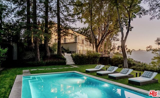 1900 Bel Air Road, Los Angeles, CA 90077