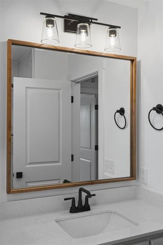 3017 James Way, Guthrie, OK 73044