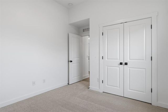 3017 James Way, Guthrie, OK 73044