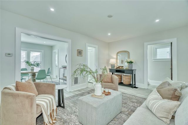 110 Saint Casimir Street, Rochester, NY 14621