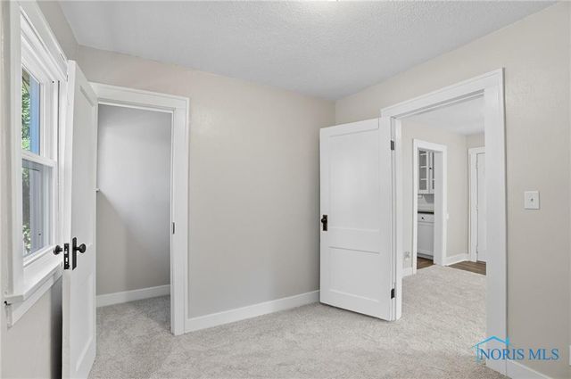 913 Coventry Avenue, Toledo, OH 43607