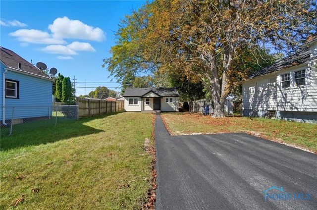 913 Coventry Avenue, Toledo, OH 43607