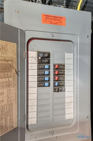 913 Coventry Avenue, Toledo, OH 43607