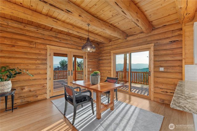 1831 Cottontail Lane, Chelan, WA 98816