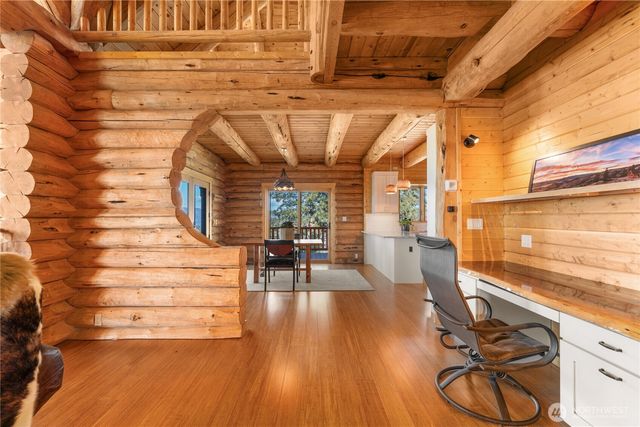 1831 Cottontail Lane, Chelan, WA 98816