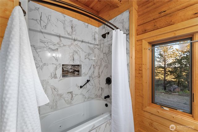 1831 Cottontail Lane, Chelan, WA 98816