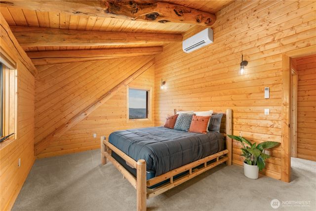 1831 Cottontail Lane, Chelan, WA 98816