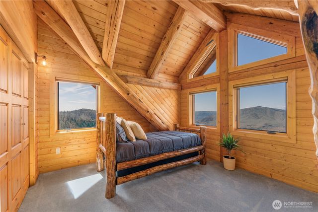 1831 Cottontail Lane, Chelan, WA 98816