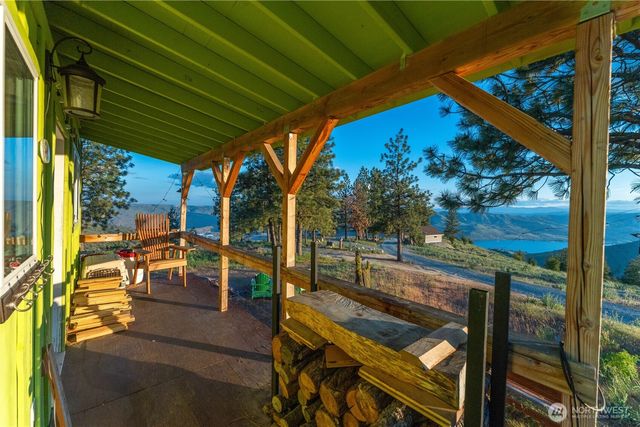 1831 Cottontail Lane, Chelan, WA 98816