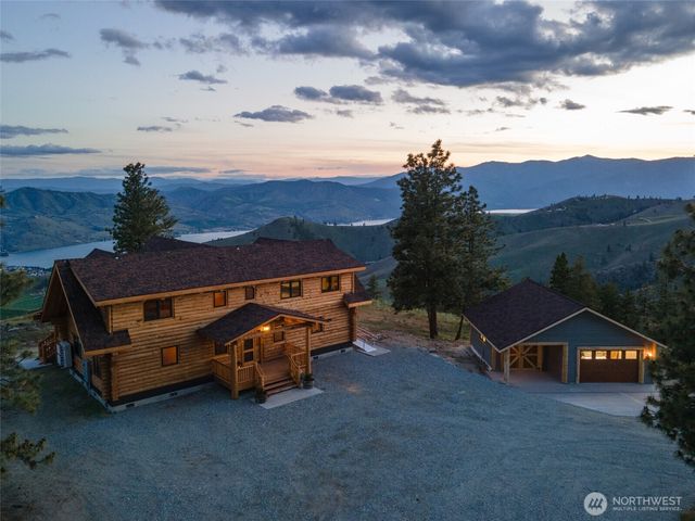 1831 Cottontail Lane, Chelan, WA 98816