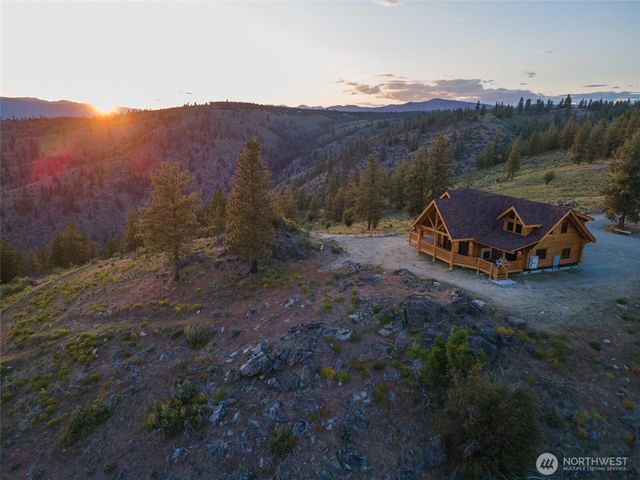 1831 Cottontail Lane, Chelan, WA 98816