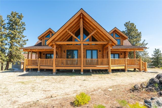 1831 Cottontail Lane, Chelan, WA 98816