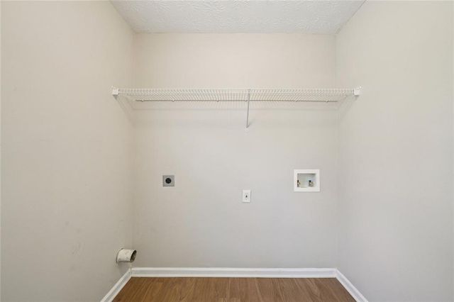 5472 Skylar Creek Lane NE, Buford, GA 30518