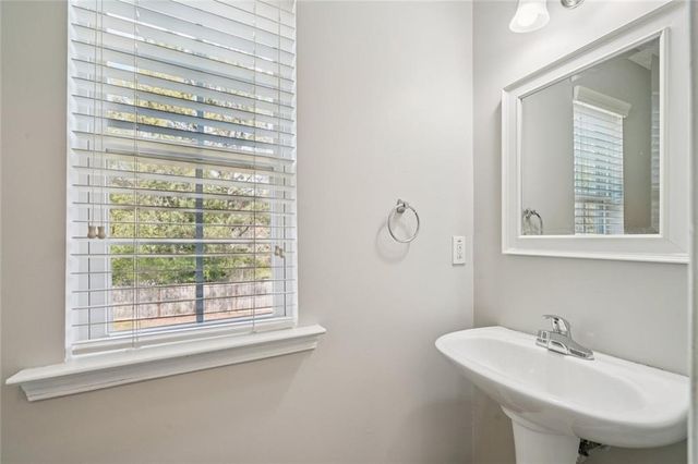 5472 Skylar Creek Lane NE, Buford, GA 30518