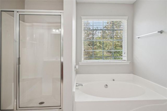 5472 Skylar Creek Lane NE, Buford, GA 30518