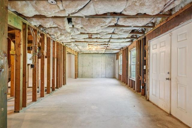 5472 Skylar Creek Lane NE, Buford, GA 30518