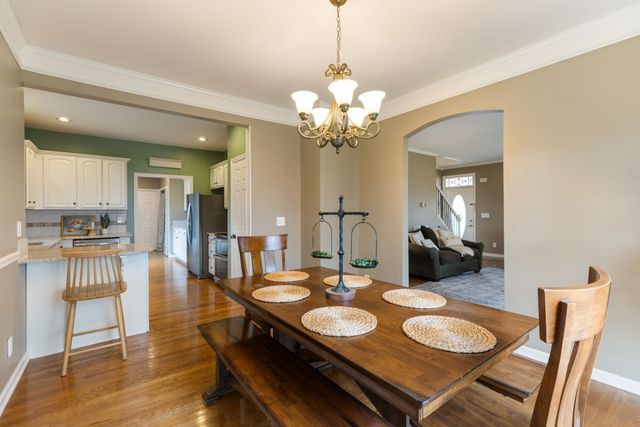 2996 Iroquois Dr, Thompsons Station, TN 37179