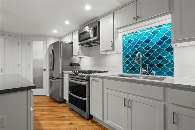 601 Linden Place 119, Evanston, IL 60202