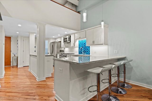 601 Linden Place 119, Evanston, IL 60202