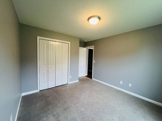 34 Blair Hollow Rd, Taft, TN 38488