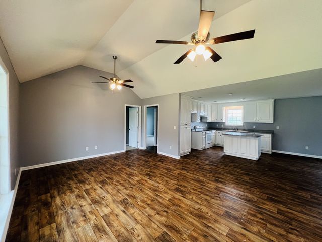 34 Blair Hollow Rd, Taft, TN 38488