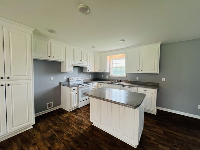 34 Blair Hollow Rd, Taft, TN 38488