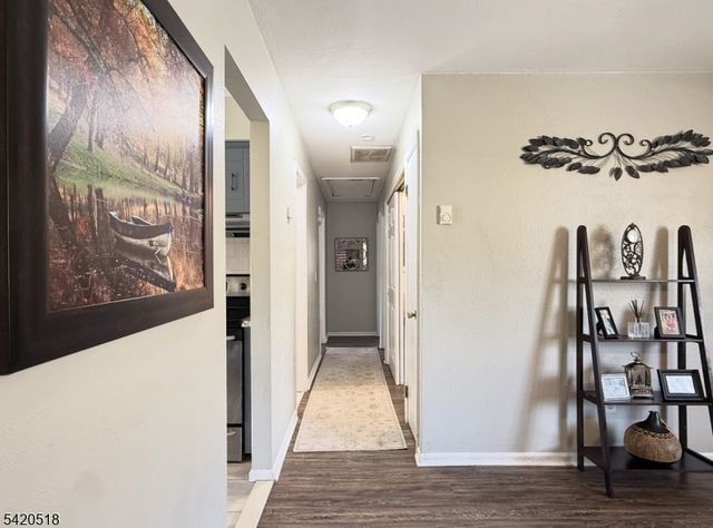 6 Pennsylvania Way, Hopatcong Boro, NJ 07843