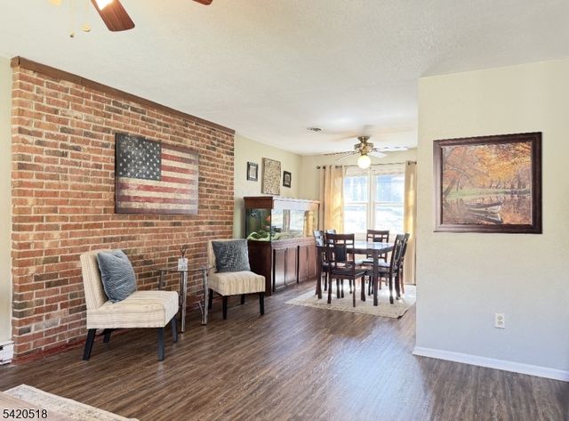 6 Pennsylvania Way, Hopatcong Boro, NJ 07843