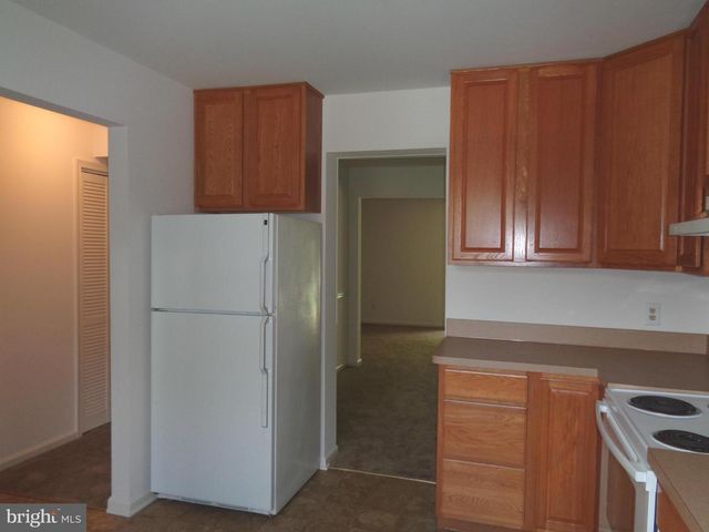 721 OLDE GREENWICH CIR, Fredericksburg, VA 22408