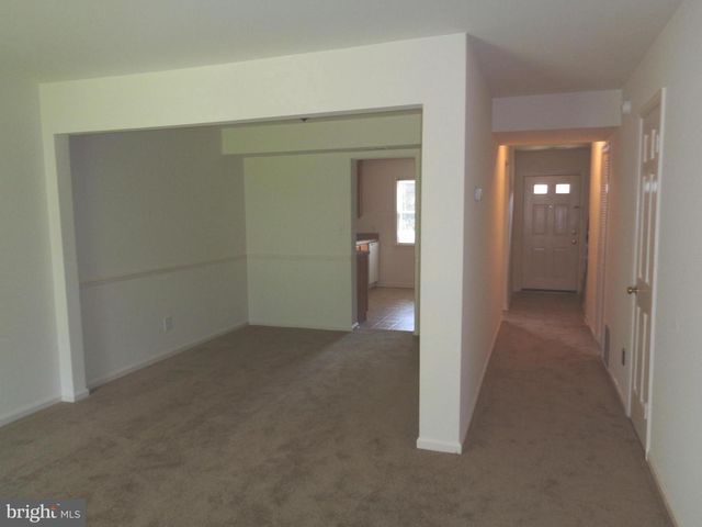 721 OLDE GREENWICH CIR, Fredericksburg, VA 22408