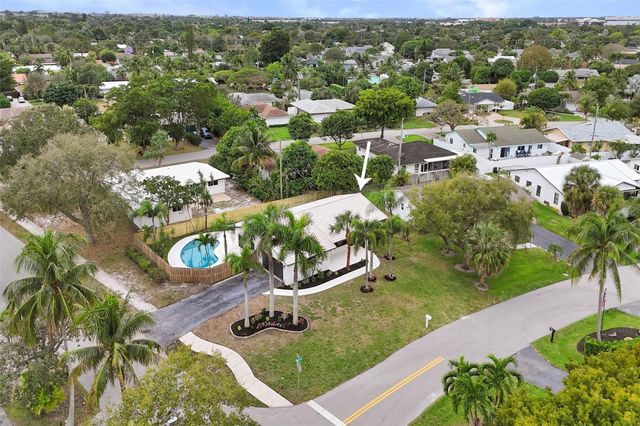 518 Linnet Circle, Delray Beach, FL 33444