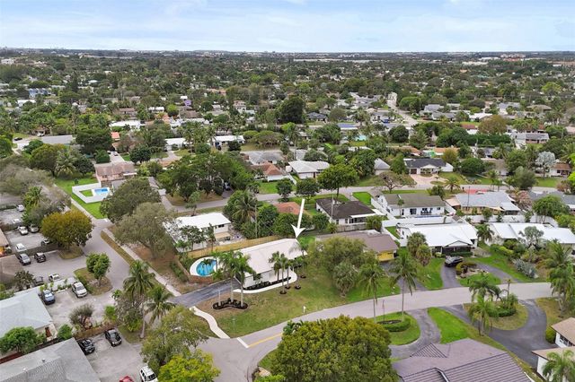 518 Linnet Circle, Delray Beach, FL 33444