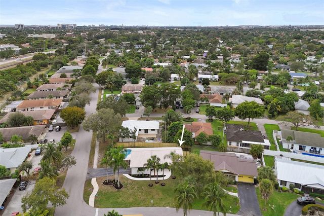 518 Linnet Circle, Delray Beach, FL 33444