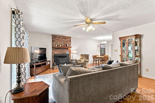 213 Hamilton Road, Troutman, NC 28166