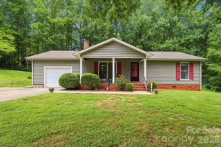 213 Hamilton Road, Troutman, NC 28166