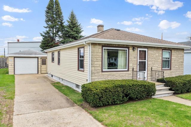815 IRVINGTON STREET, Green Bay, WI 54304
