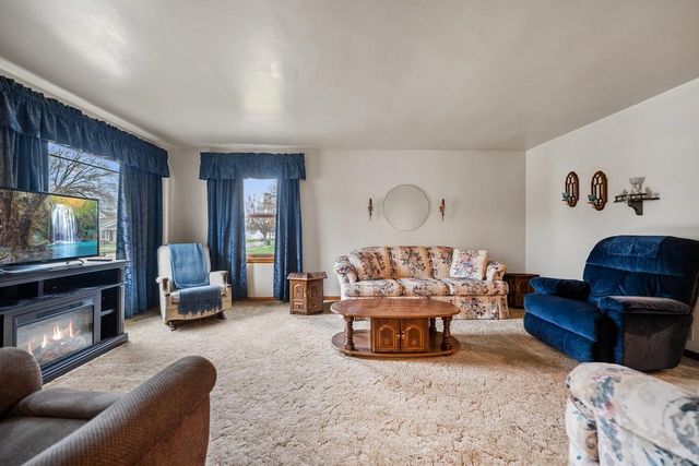 815 IRVINGTON STREET, Green Bay, WI 54304