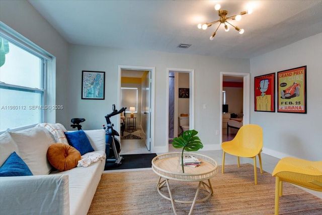 968 NE 80th St A, Miami, FL 33138