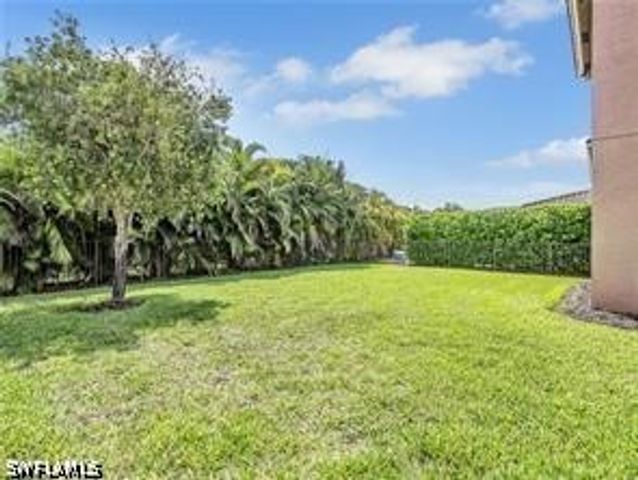 10008 Chesapeake Bay DR, Fort Myers, FL 33913
