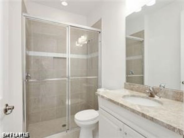 10008 Chesapeake Bay DR, Fort Myers, FL 33913