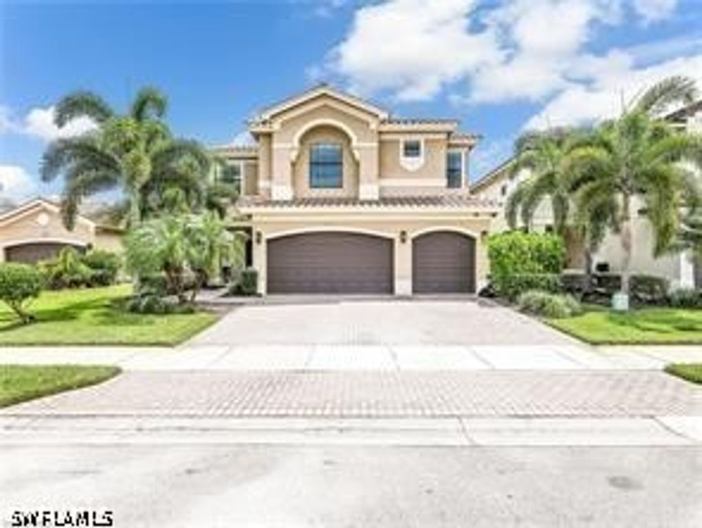 10008 Chesapeake Bay DR, Fort Myers, FL 33913