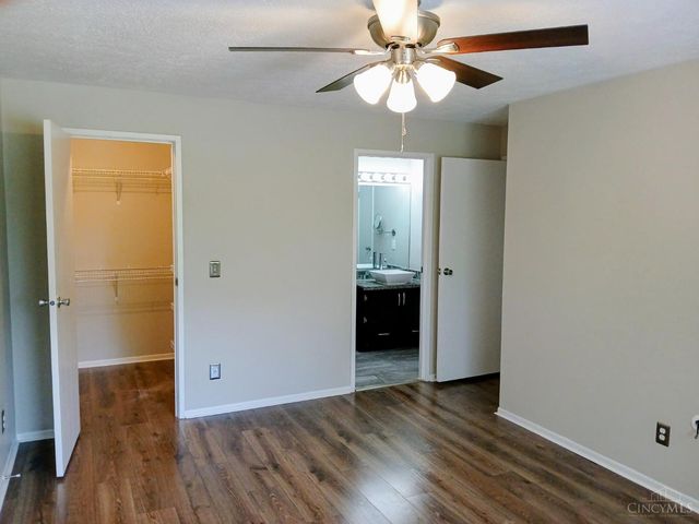 5444 Bluesky Drive, Green Twp, OH 45247